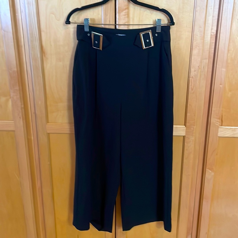 Wide leg slacks